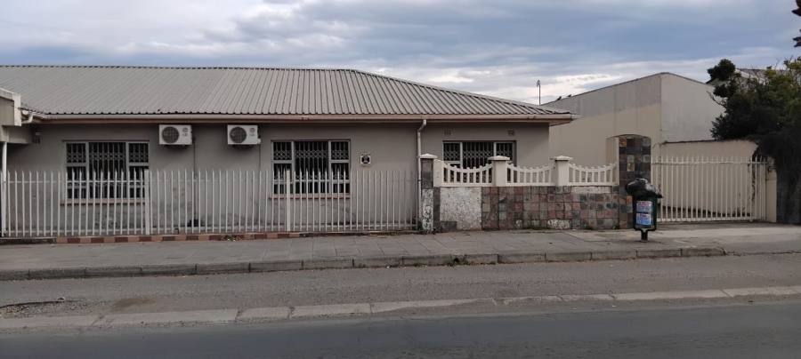 Commercial Property for Sale in King Williams Town Central Eastern Cape